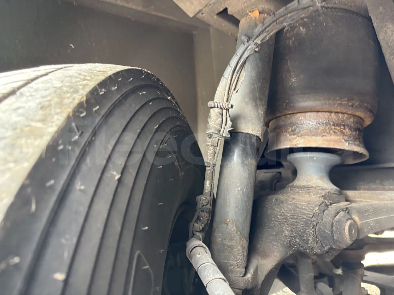 Temsa Safari - First Axle Shock Absorbers Right Side
