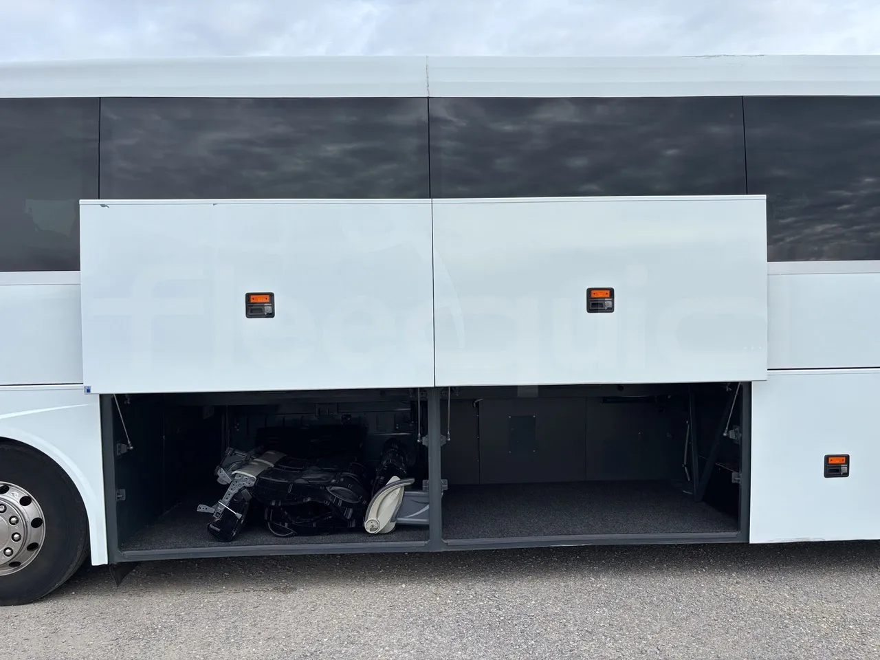 Temsa Safari - Luggage Rack Left Side