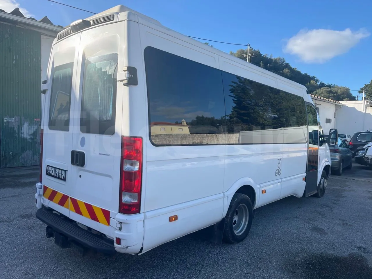 Iveco Daily A50CE4 - Euro 5 - 130 kW - 7.240 mt - 3/4 right rear doors closed