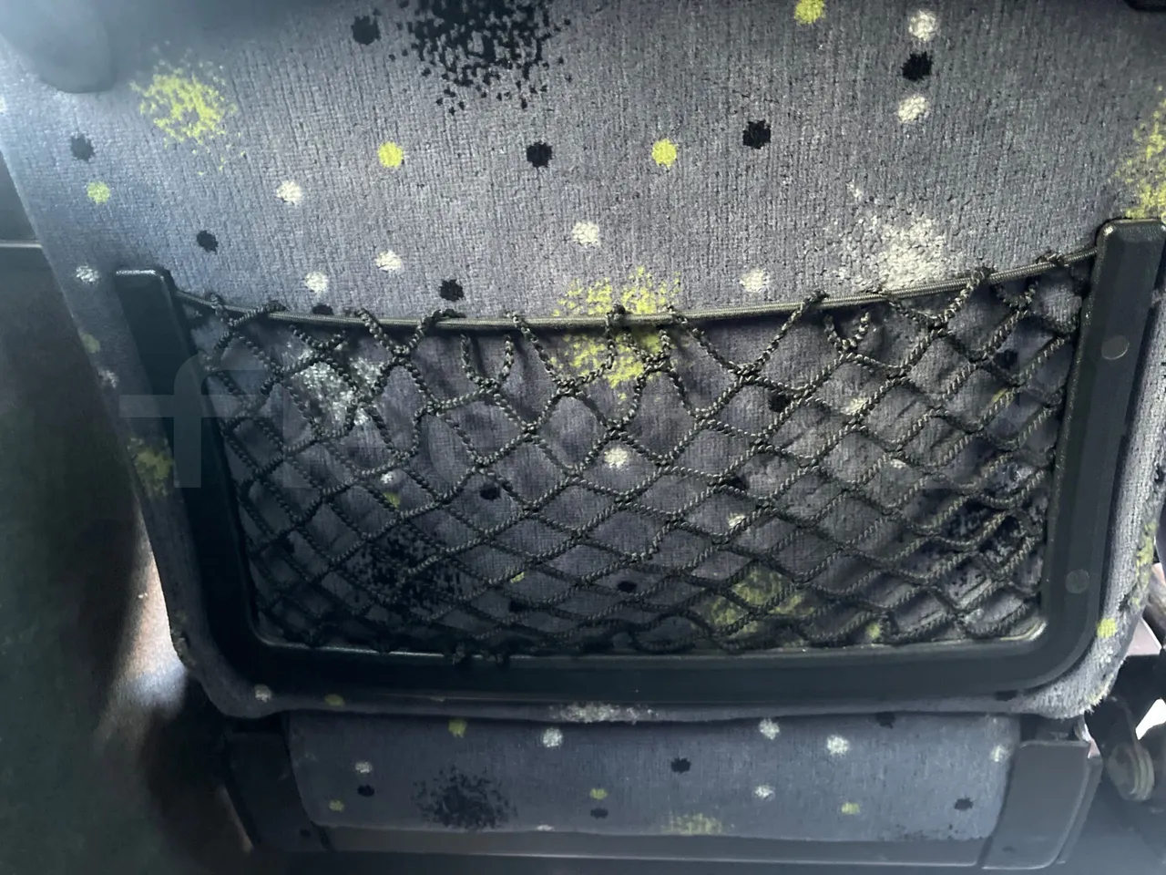 Iveco Daily A50CE4 - Euro 5 - 130 kW - 7.240 mt - mesh detail photo