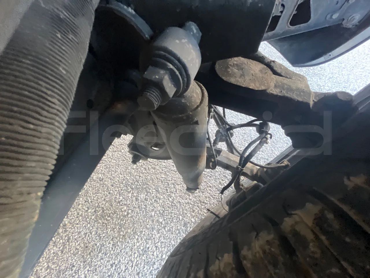 Iveco Daily A50CE4 - Euro 5 - 130 kW - 7.240 mt - front shock absorbers right