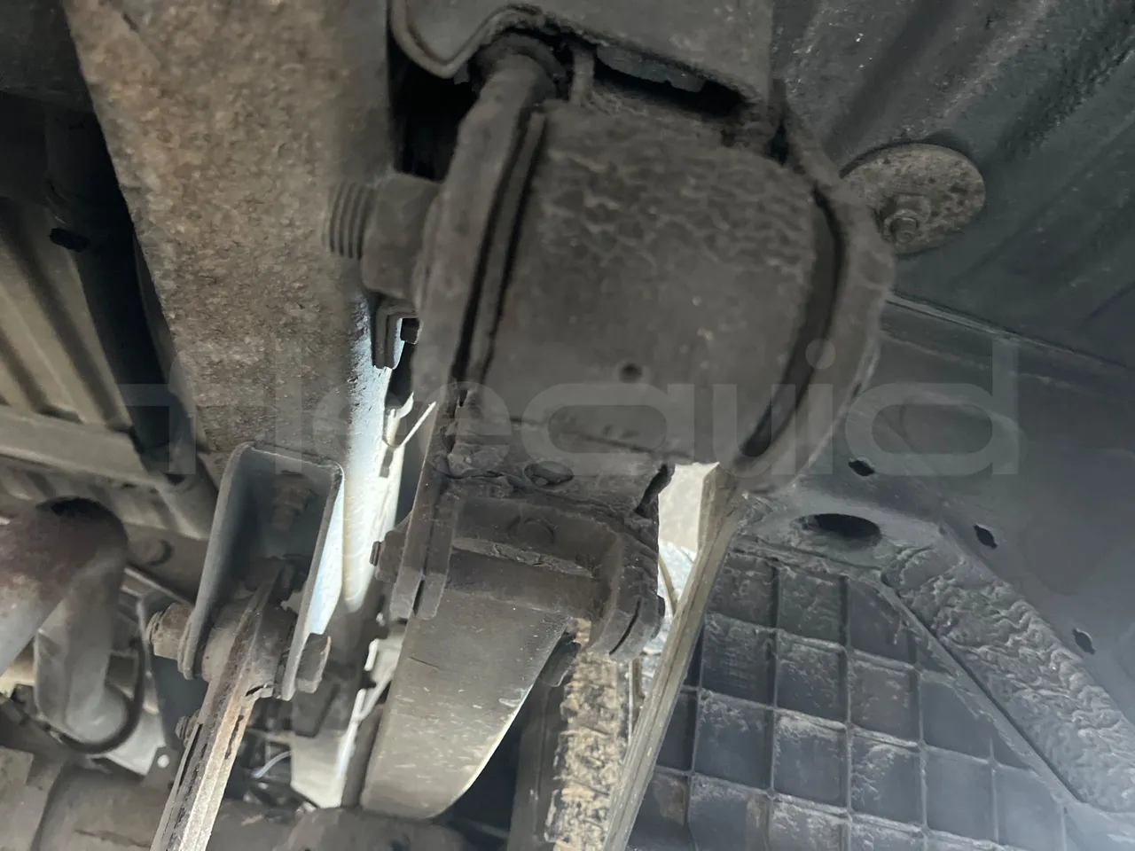 Iveco Daily A50CE4 - Euro 5 - 130 kW - 7.240 mt - axel 2 leaf spring right