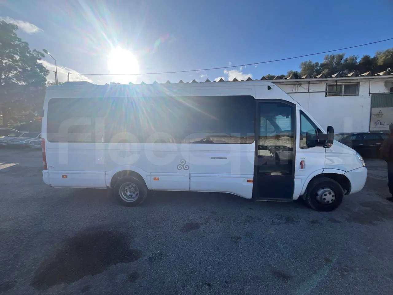 Iveco Daily A50CE4 - Euro 5 - 130 kW - 7.240 mt - right side doors closed