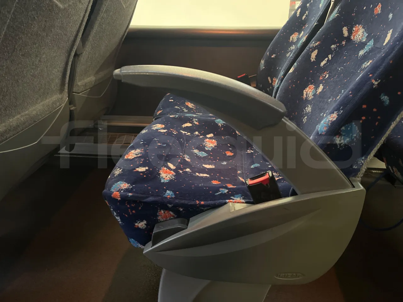 Irizar Scania K400 - EUR5 - 294kW - 12m - armrest detail photo