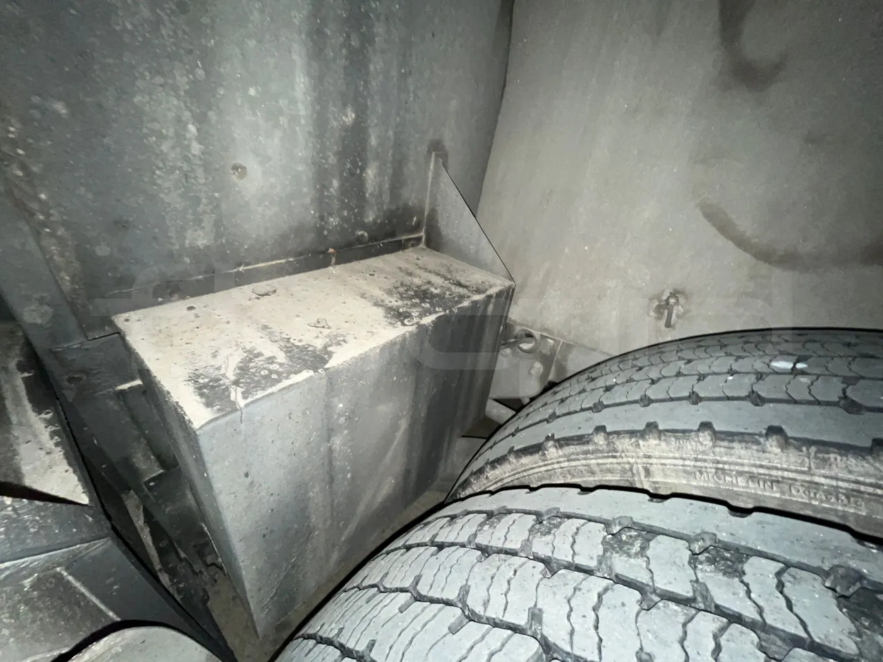 Irizar Scania K400 - EUR5 - 294kW - 12m - axle 2 caliper brakes right