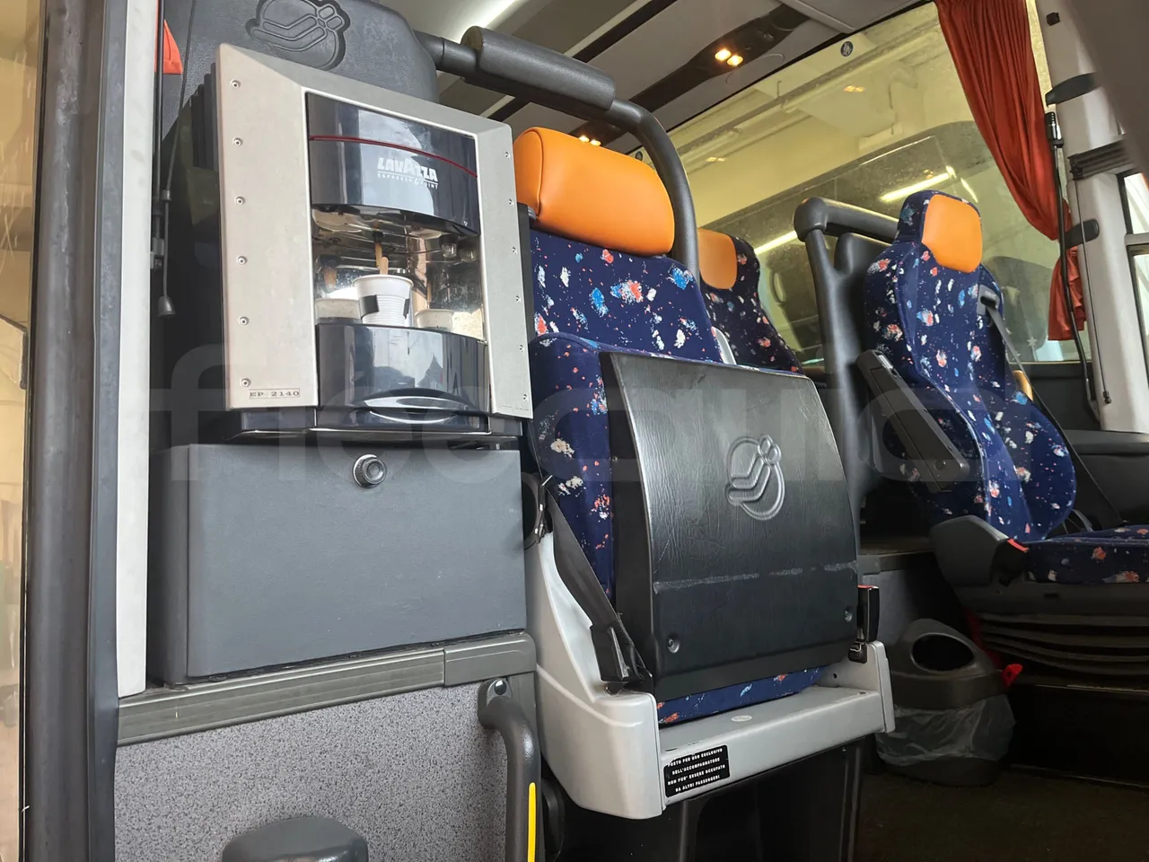 Irizar Scania K400 - EUR5 - 294kW - 12m - hostess seat photo