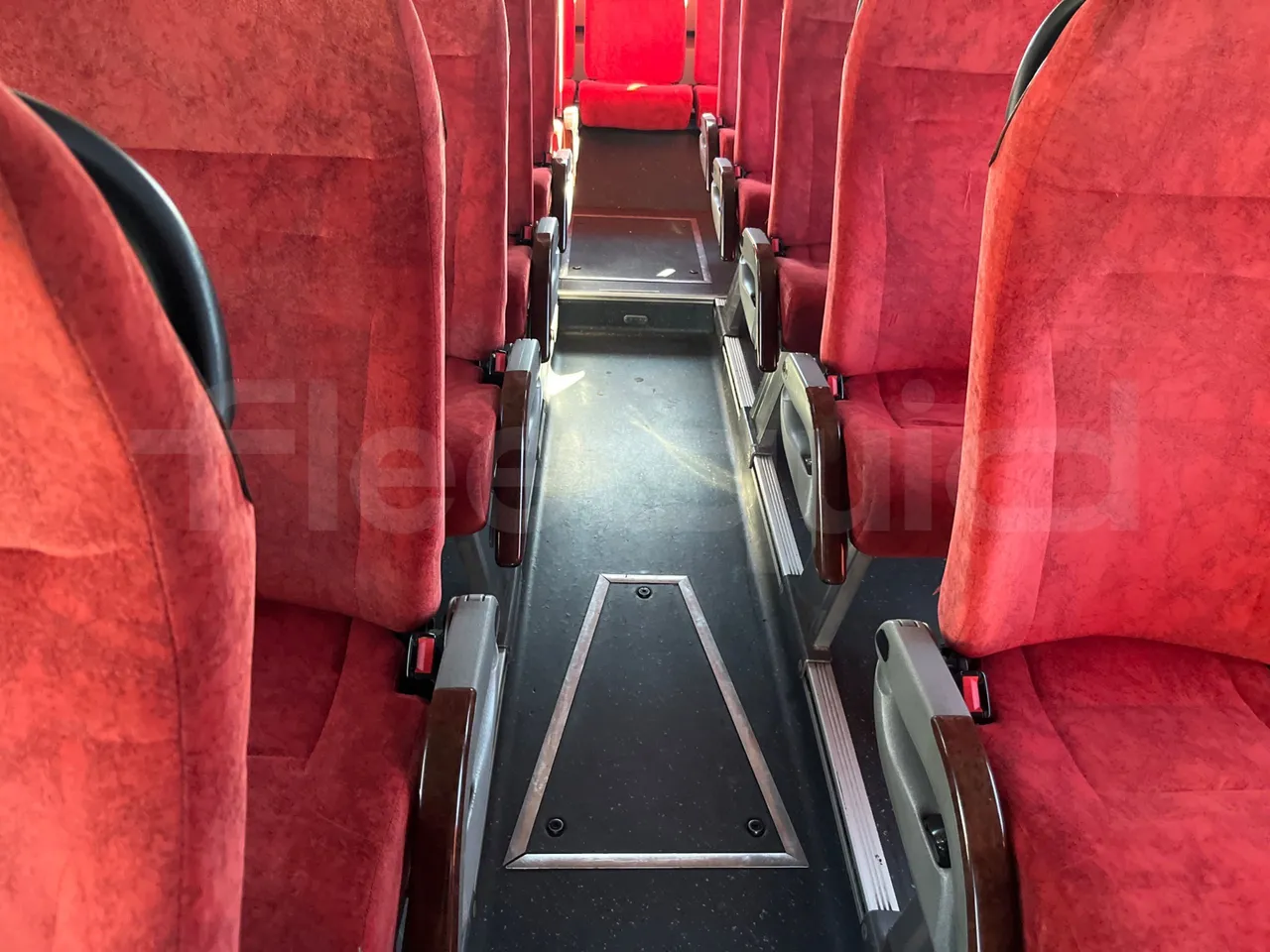 Irisbus 397E.12 LBMA036B-397E.12 - Euro5 - 331kW - 12.410mt - floor hatches photo