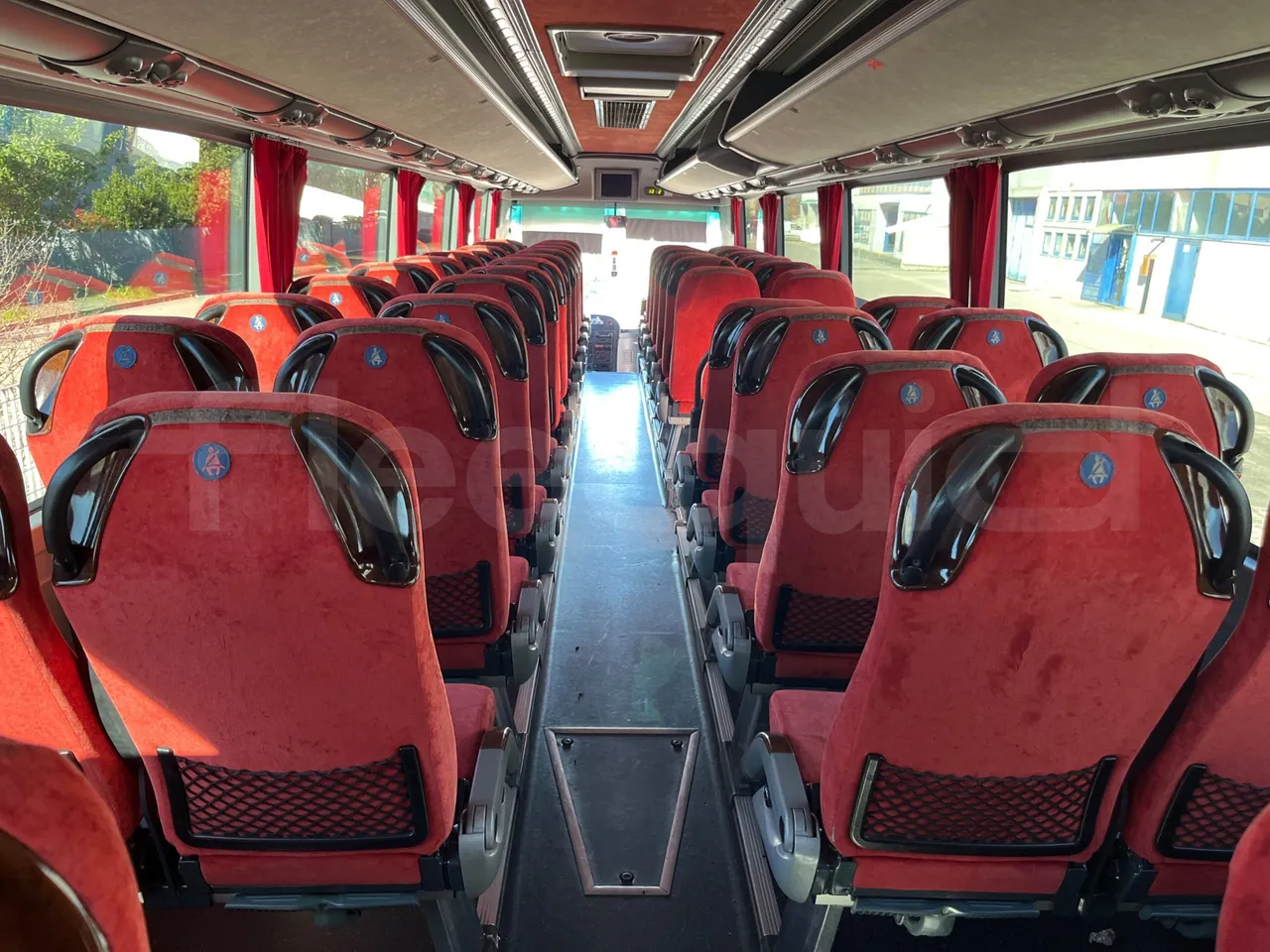 Irisbus 397E.12 LBMA036B-397E.12 - Euro5 - 331kW - 12.410mt - forward view all seats last row height