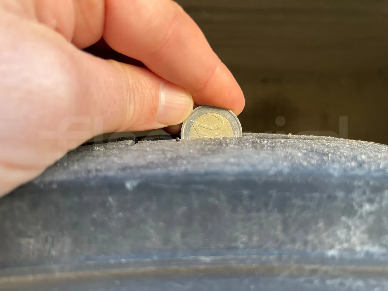 Irisbus 397E.12 LBMA036B-397E.12 - Euro5 - 331kW - 12.410mt - tread condition front tires left