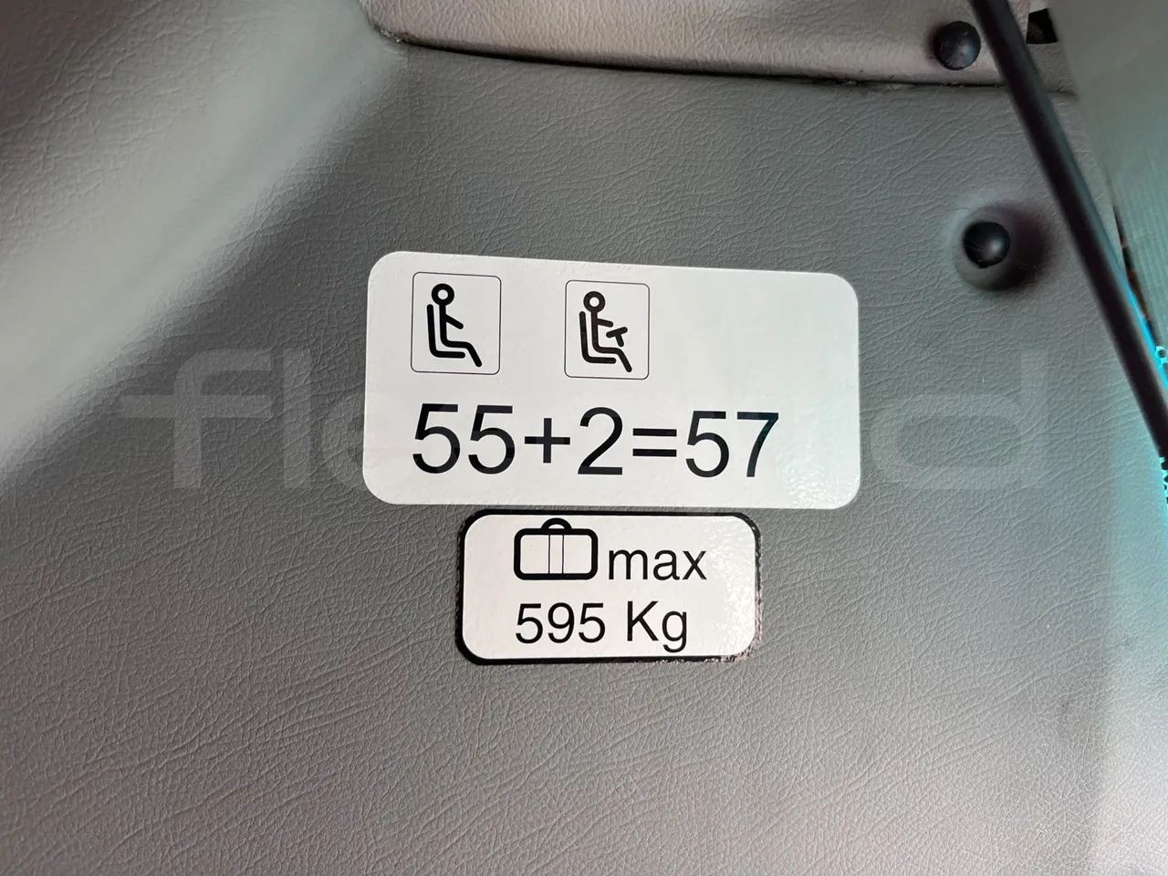 Irisbus 397E.12 LBMA036B-397E.12 - Euro5 - 331kW - 12.410mt - seat plate photo