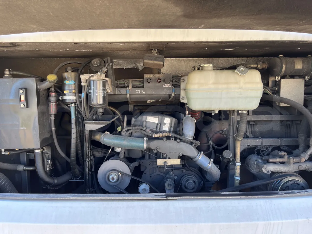 Irisbus 397E.12 LBMA036B-397E.12 - Euro5 - 331kW - 12.410mt - rear hatch open