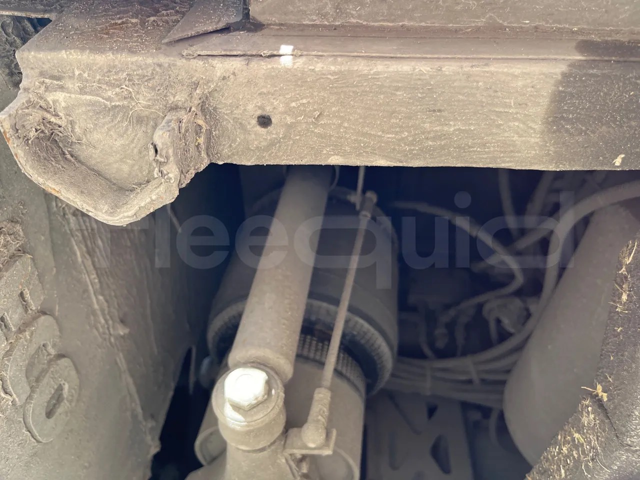 Irisbus 397E.12 LBMA036B-397E.12 - Euro5 - 331kW - 12.410mt - axel 3 shock absorbers 2 left