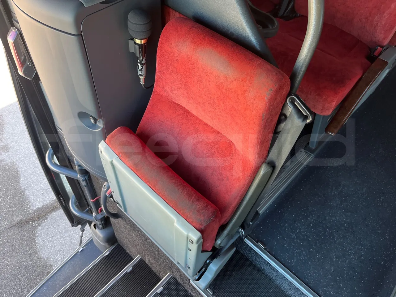 Irisbus 397E.12 LBMA036B-397E.12 - Euro5 - 331kW - 12.410mt - hostess seat photo