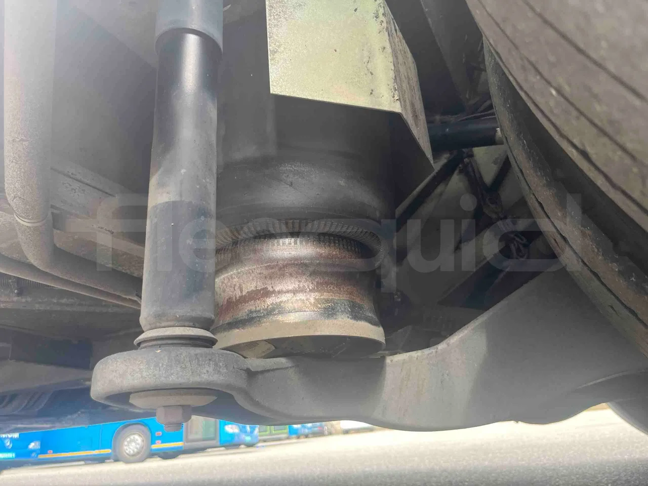 Mercedes-Benz Citaro G 0530 - Euro5 - 260kW - 17.940mt - axle 2 caliper brakes left