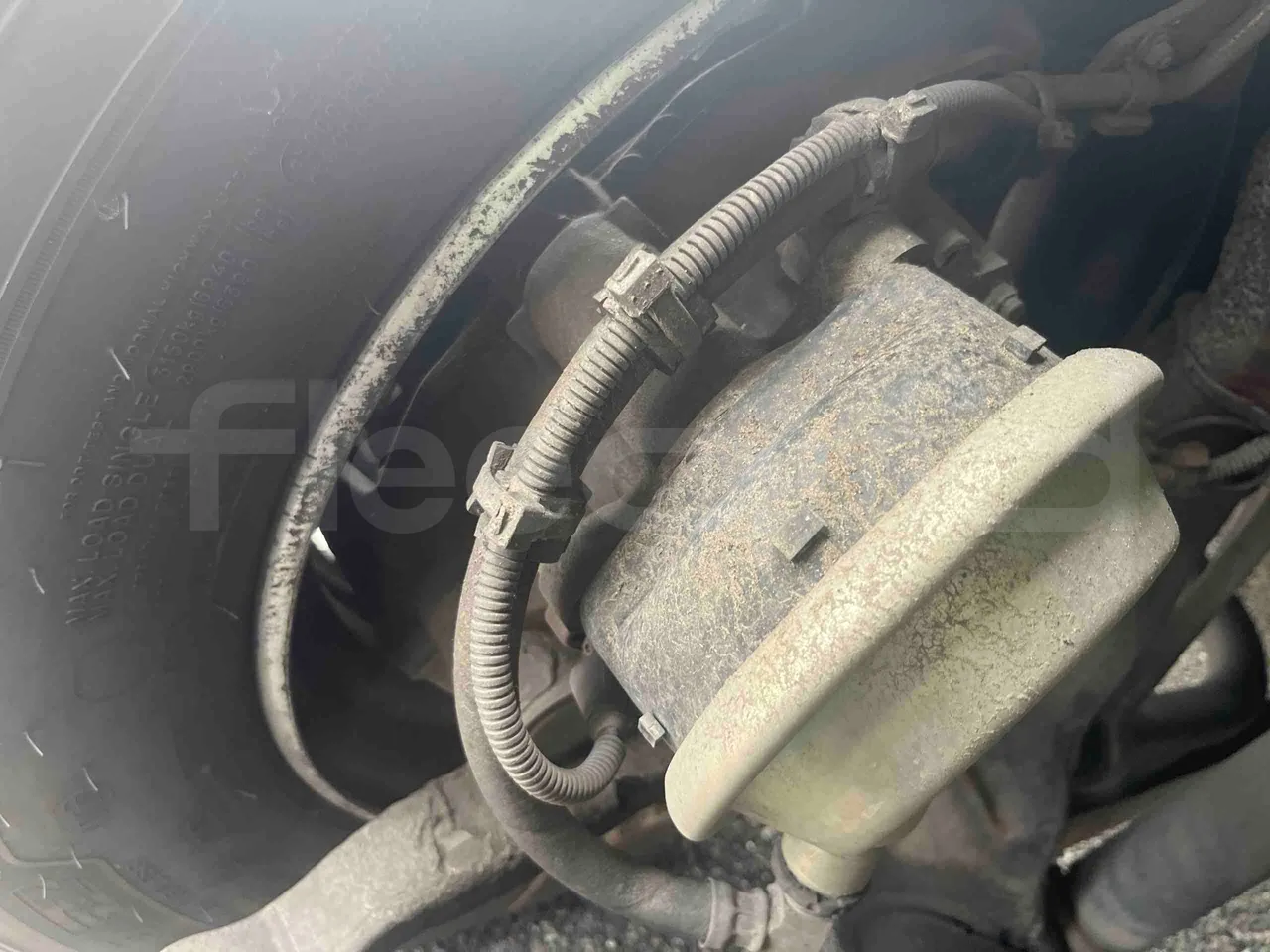 Mercedes-Benz Citaro G 0530 - Euro5 - 260kW - 17.940mt - front brake calipers right