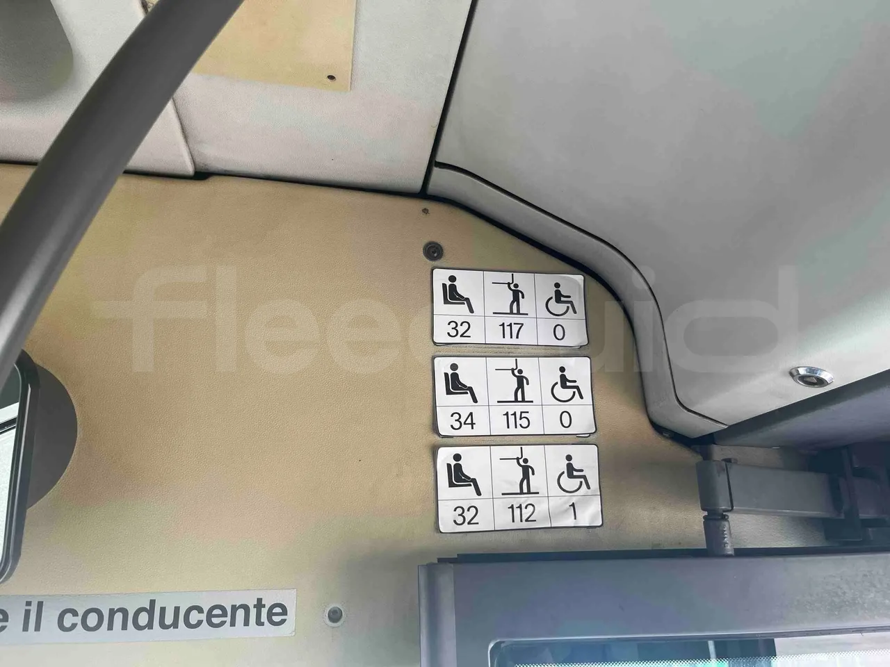 Mercedes-Benz Citaro G 0530 - Euro5 - 260kW - 17.940mt - seat plate photo