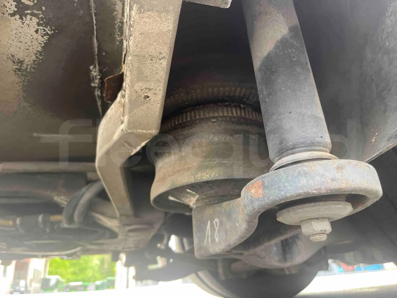 Mercedes-Benz Citaro G 0530 - Euro5 - 260kW - 17.940mt - axle 3 air springs 1 right