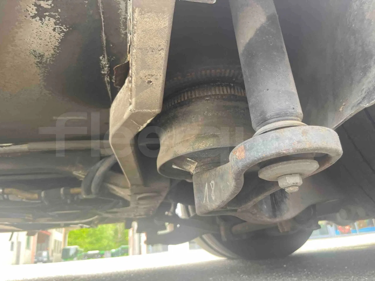 Mercedes-Benz Citaro G 0530 - Euro5 - 260kW - 17.940mt - axel 3 shock absorbers 1 right