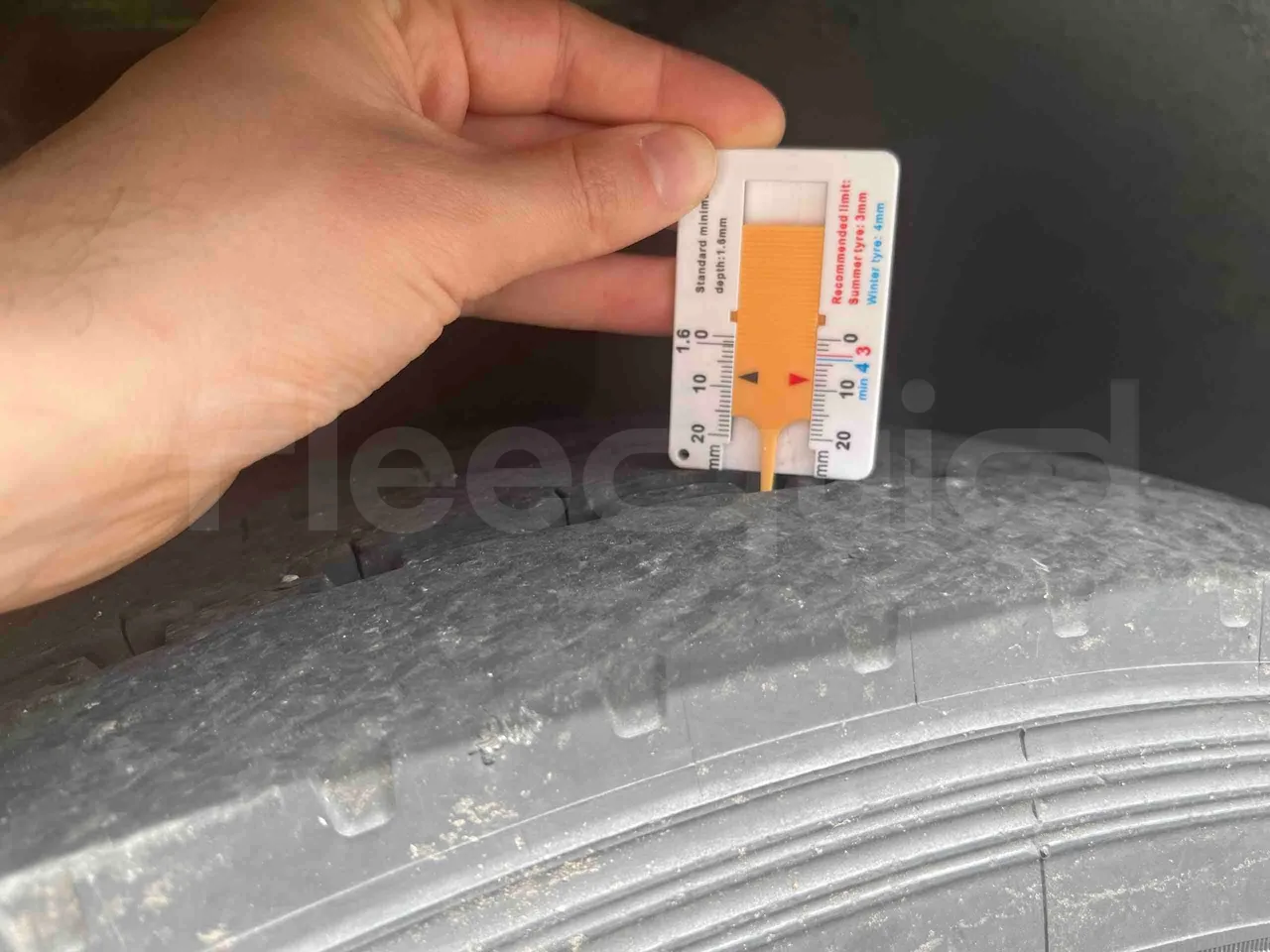 Mercedes-Benz Citaro G 0530 - Euro5 - 260kW - 17.940mt - rear left tire photo