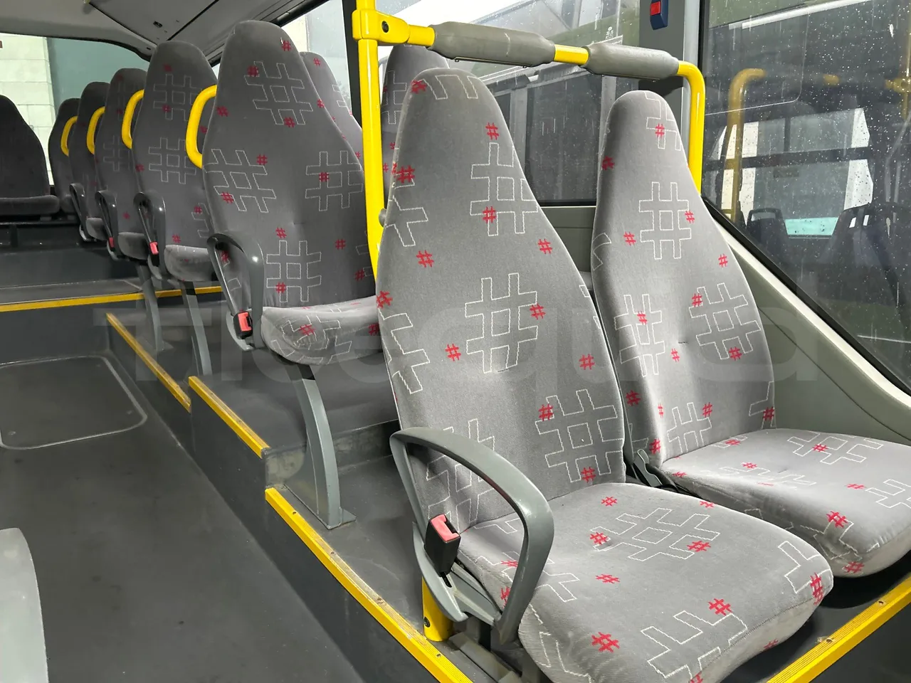 Mercedes-Benz Citaro O 530 LE - Euro5 - 220kW - 13.057mt - armrest detail photo