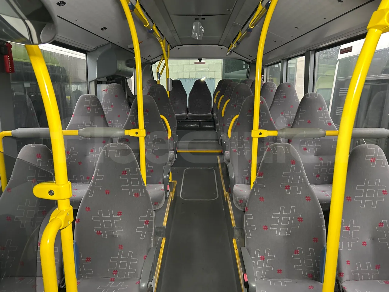 Mercedes-Benz Citaro O 530 LE - Euro5 - 220kW - 13.057mt - reverse view middle aisle