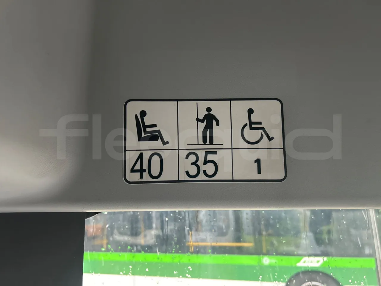 Mercedes-Benz Citaro O 530 LE - Euro5 - 220kW - 13.057mt - seat plate photo