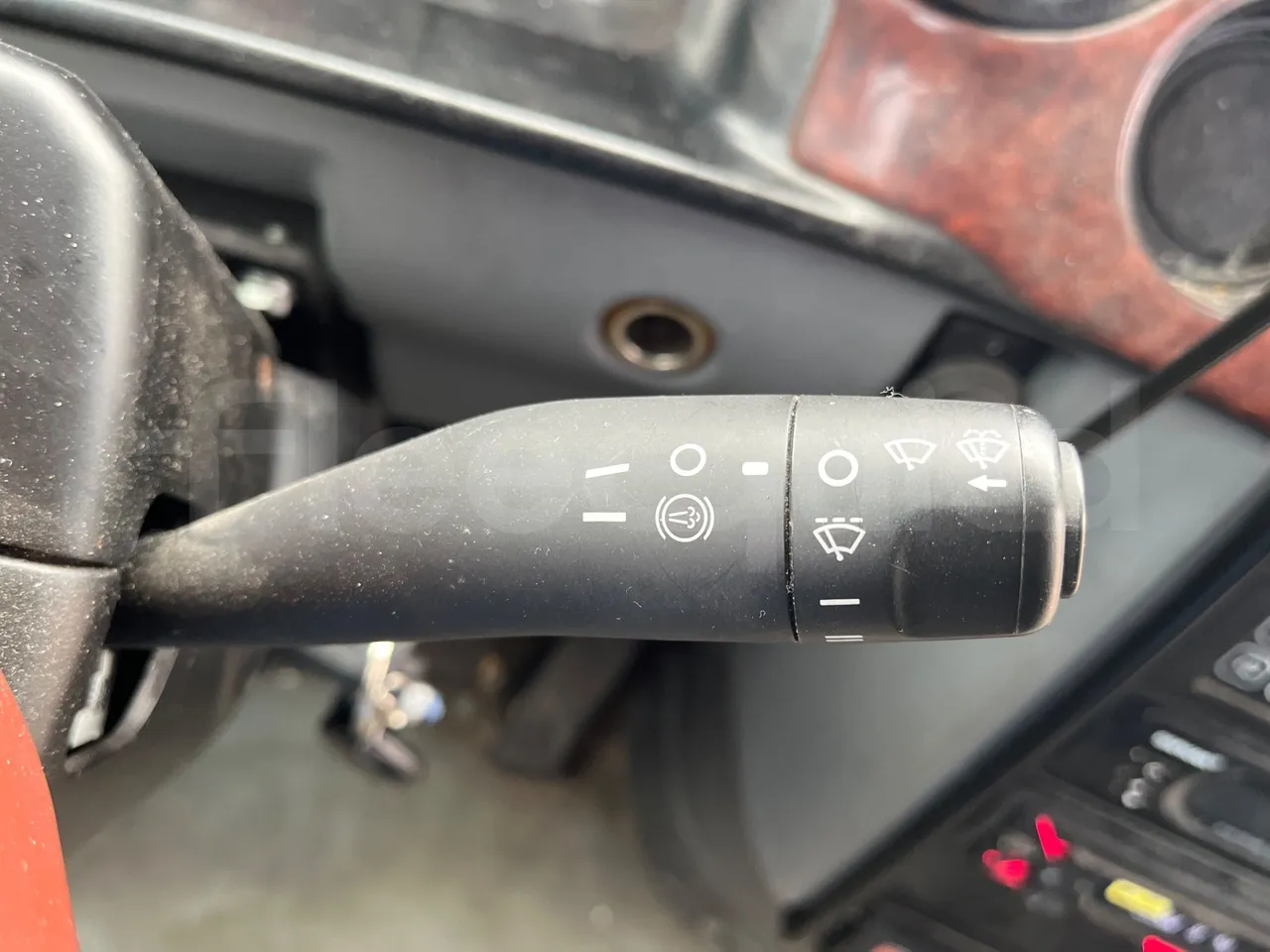 Isuzu Turquoise Q-Bus31 - EUR6 - onboard devices 2