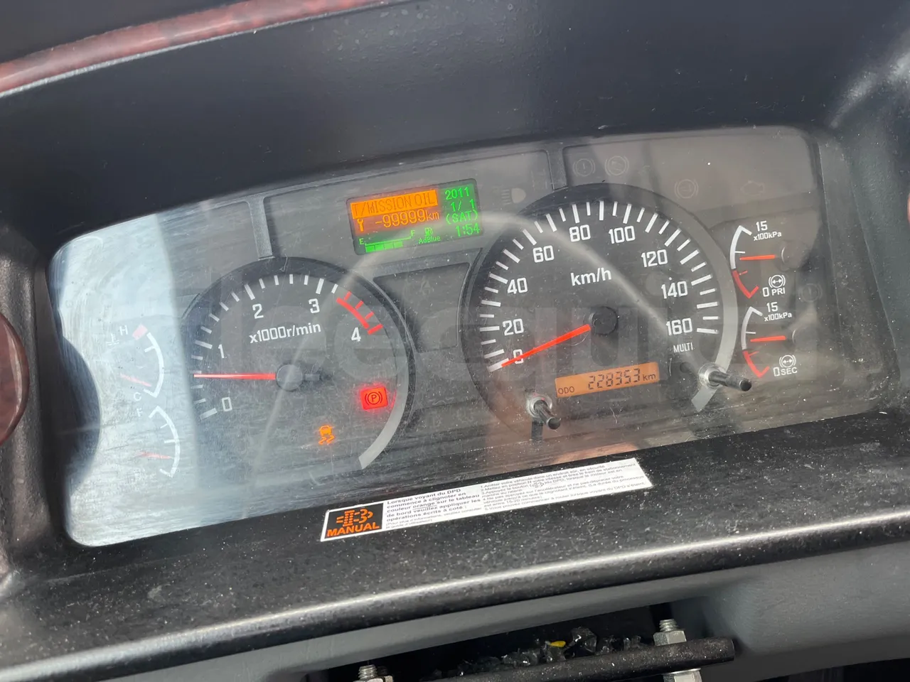 Isuzu Turquoise Q-Bus31 - EUR6 - dashboard lights on