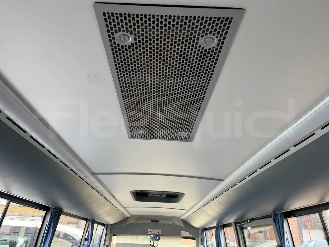 Isuzu Turquoise Q-Bus31 - EUR6 - overhead compartments photo