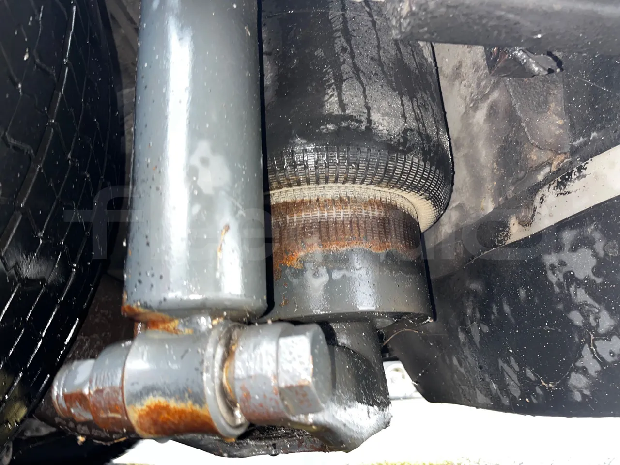 Heuliez GX127 GX 127 - Euro 5 - 194 kW - 10.645 mt - axel 2 air springs 1 right