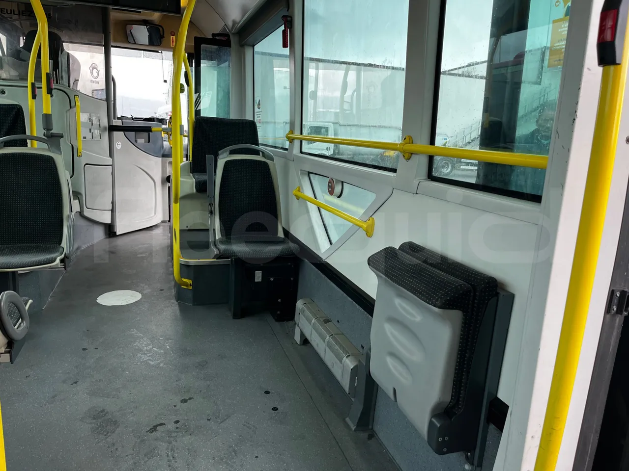 Heuliez GX127 GX 127 - Euro 5 - 194 kW - 10.645 mt - coffee machine accessories