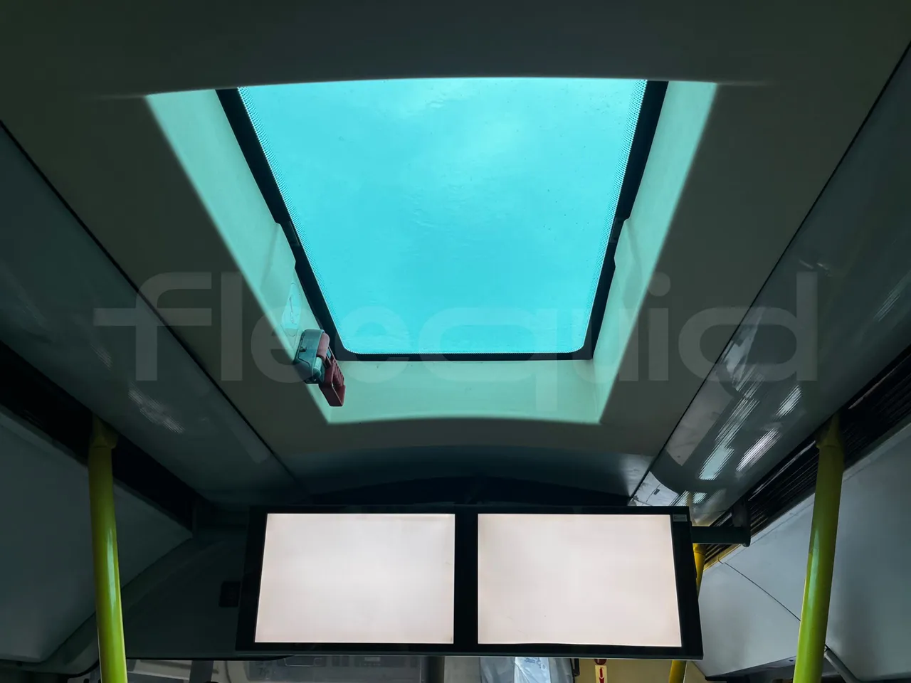 Heuliez GX127 GX 127 - Euro 5 - 194 kW - 10.645 mt - roof hatch 1