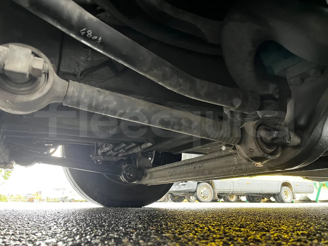 Heuliez GX127 GX 127 - Euro 5 - 194 kW - 10.645 mt - front axle right side