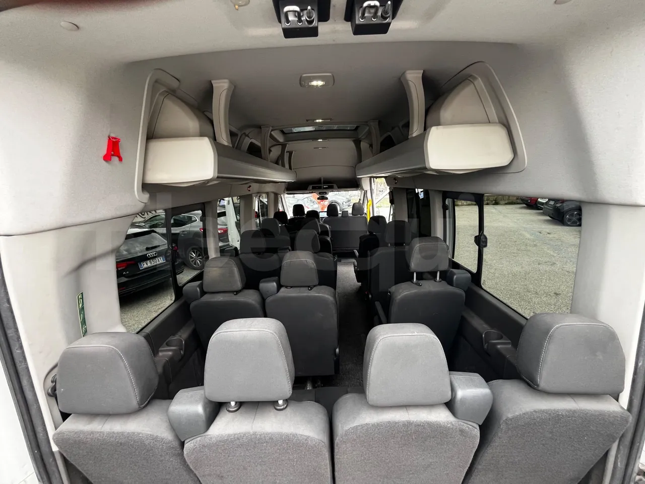 Ford Transit FBD - Euro 6 - 125 kW - 6.704 mt - forward view all seats last row height