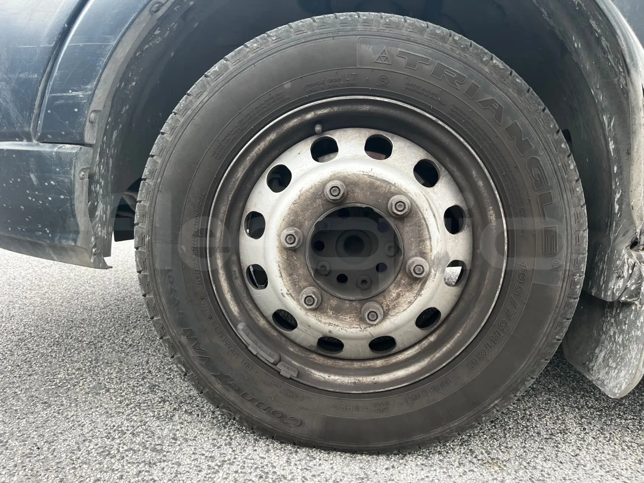 Ford Transit FBD - Euro 6 - 125 kW - 6.704 mt - front left tire measurements