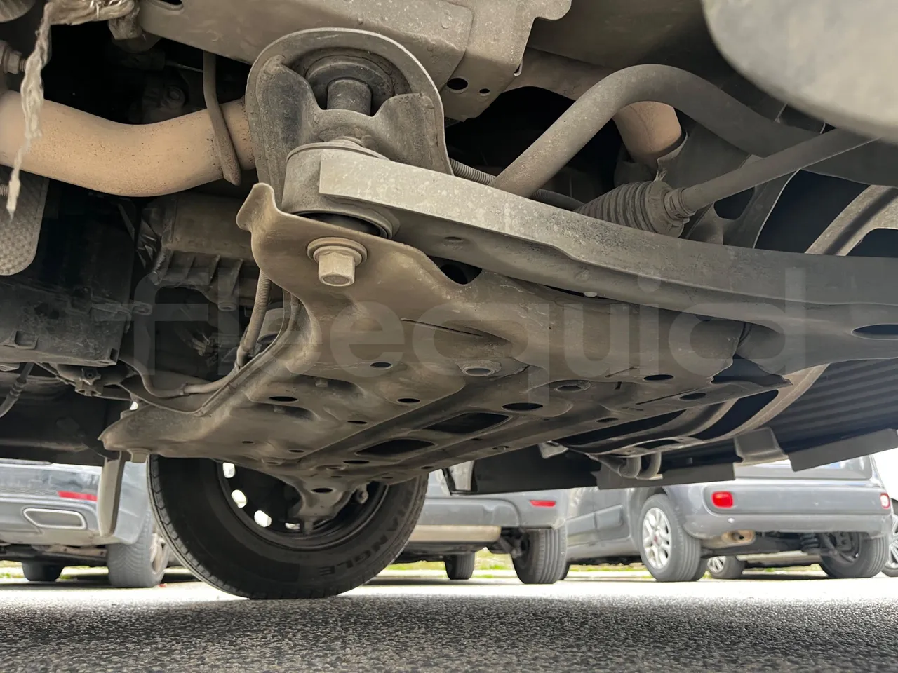 Ford Transit FBD - Euro 6 - 125 kW - 6.704 mt - front axle left side