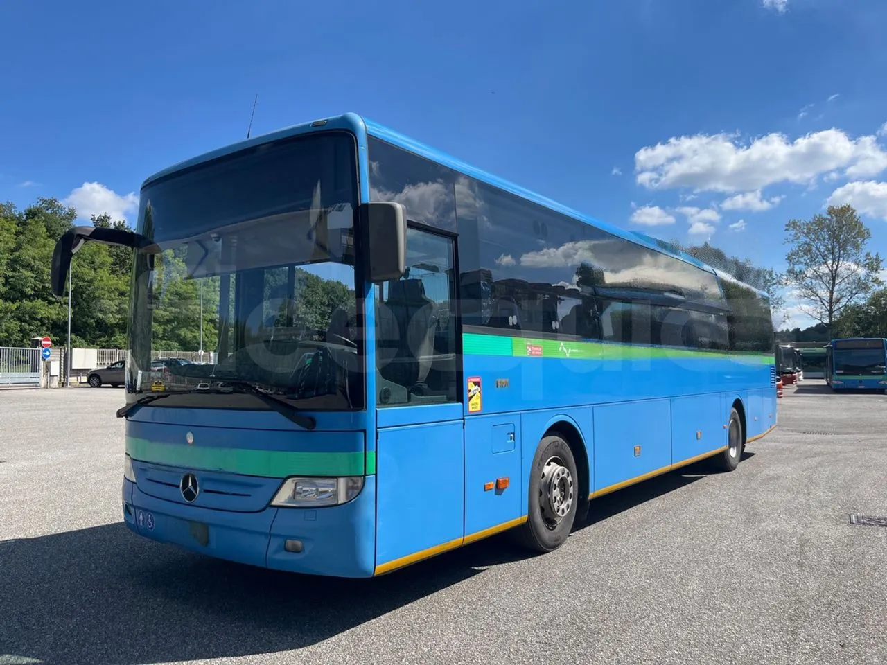 Mercedes-Benz Integro E5 4 - EUR5 - 220kW - 12.14m - 3/4 front left (mandatory for bus to scrap)
