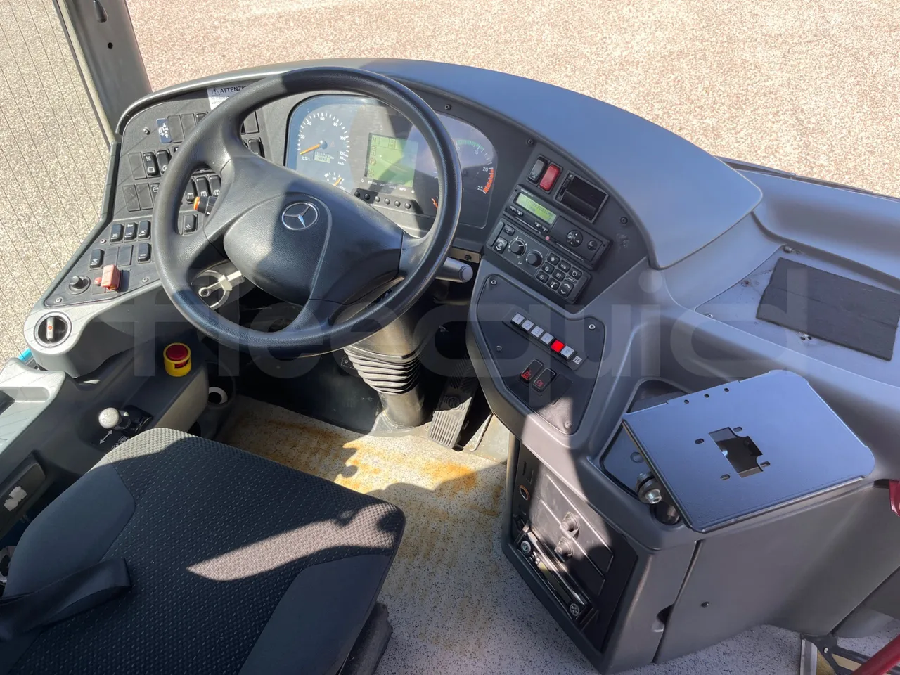 Mercedes-Benz Integro E5 4 - EUR5 - 220kW - 12.14m - buttons panels on (mandatory for bus to scrap)