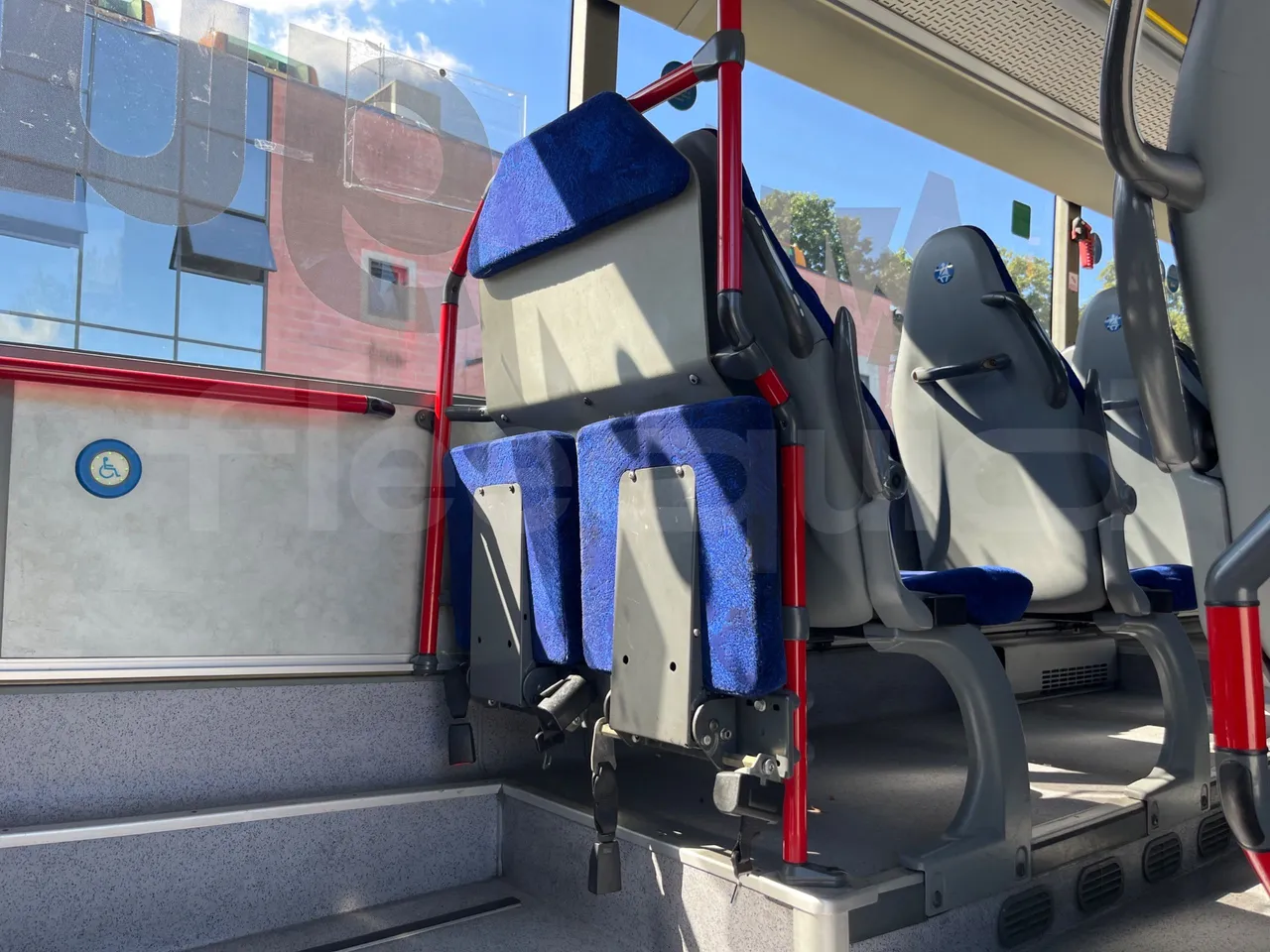 Mercedes-Benz Integro E5 4 - EUR5 - 220kW - 12.14m - folding seat photo