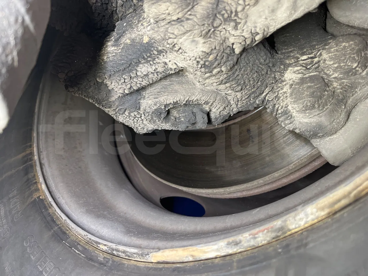 Mercedes-Benz Integro E5 4 - EUR5 - 220kW - 12.14m - front discs left