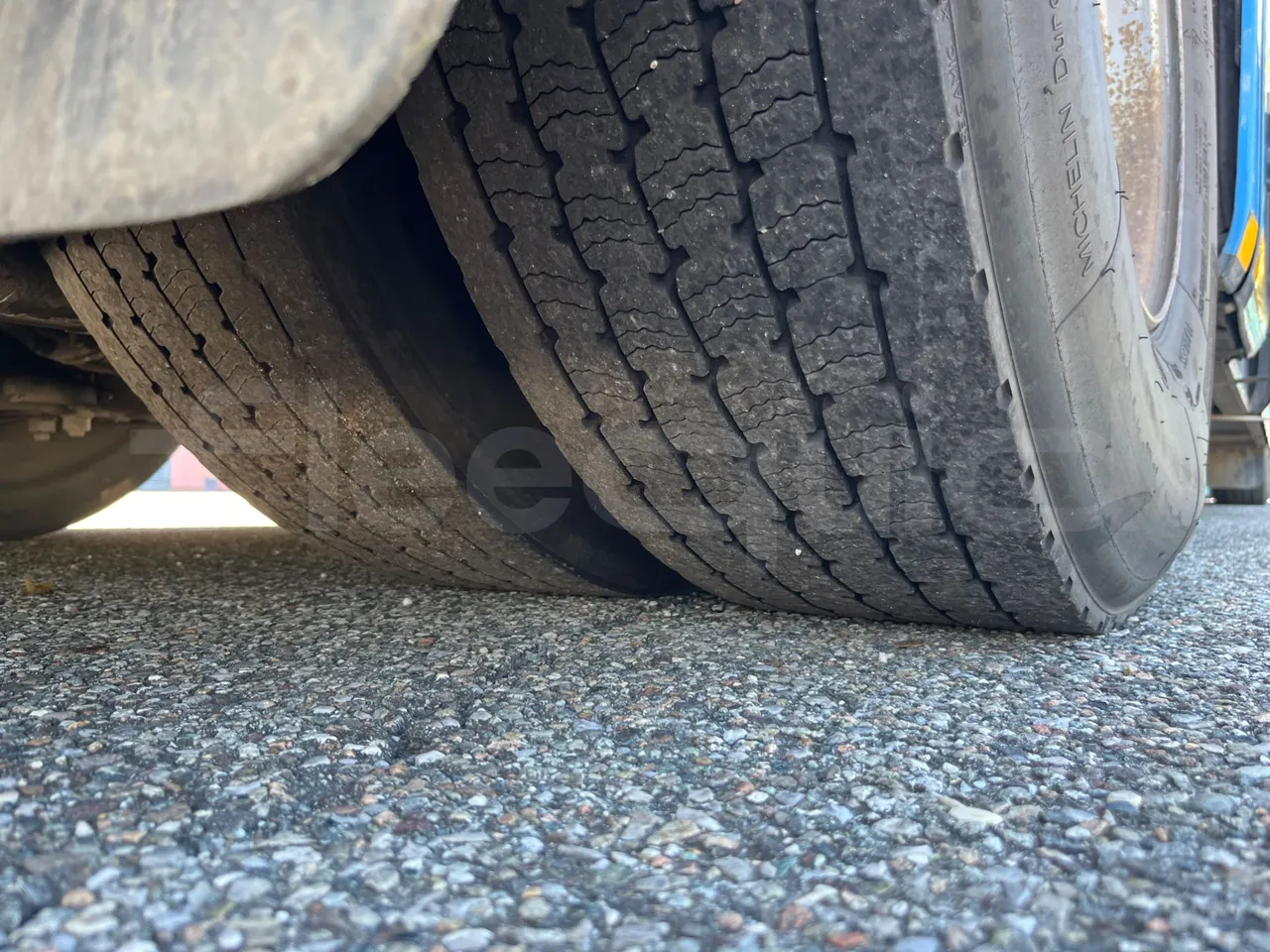 Mercedes-Benz Integro E5 4 - EUR5 - 220kW - 12.14m - tread condition second axle tires right