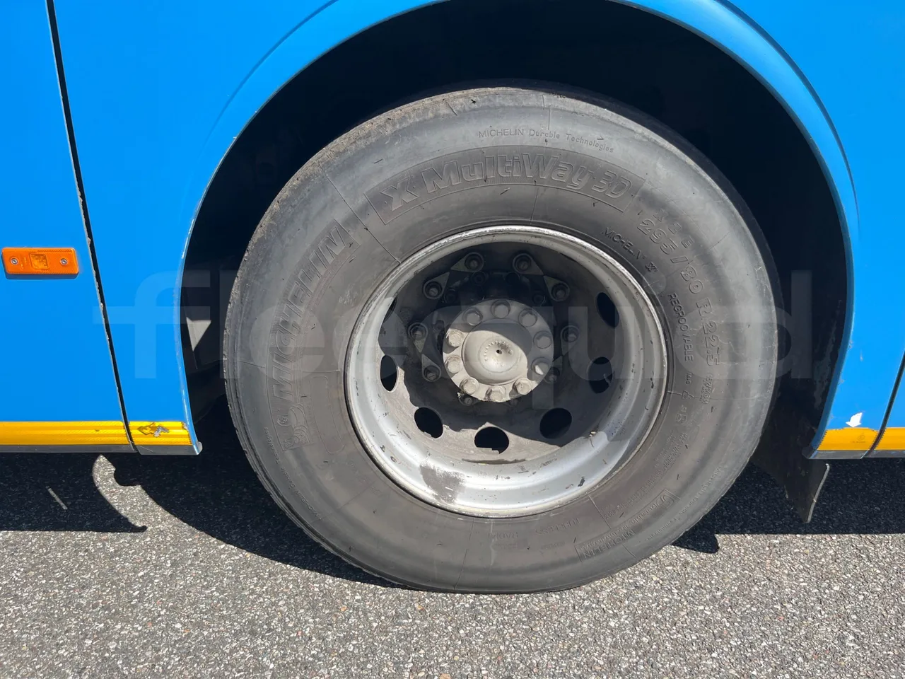 Mercedes-Benz Integro E5 4 - EUR5 - 220kW - 12.14m - rear left tire photo
