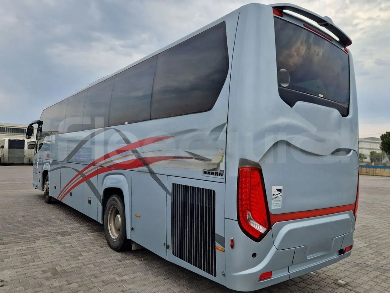 Scania Touring HD Touring HD/ Euro 6 - 302 Kw - 12,090 Mt - 3/4 left rear side
