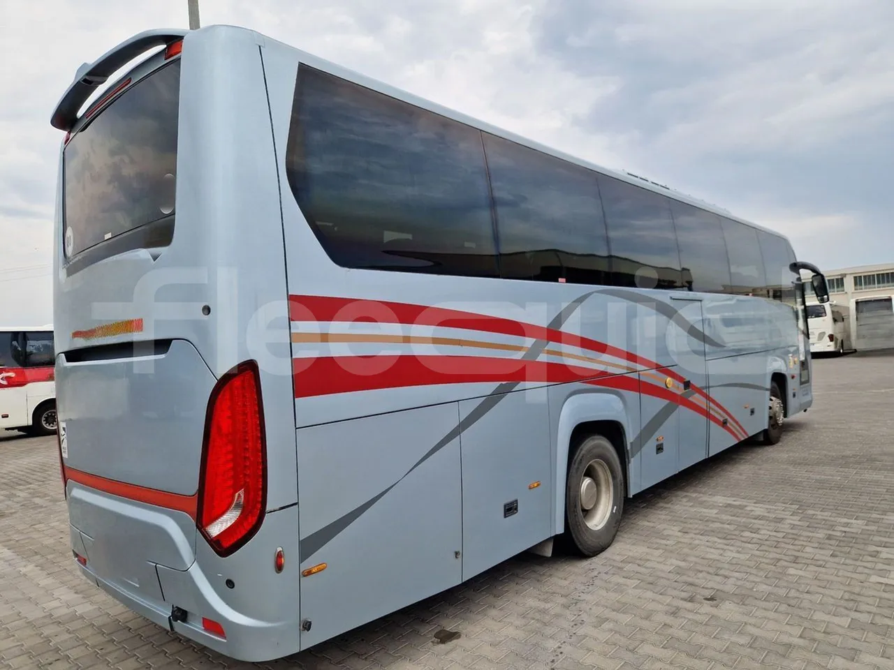 Scania Touring HD Touring HD/ Euro 6 - 302 Kw - 12,090 Mt - 3/4 right rear doors closed
