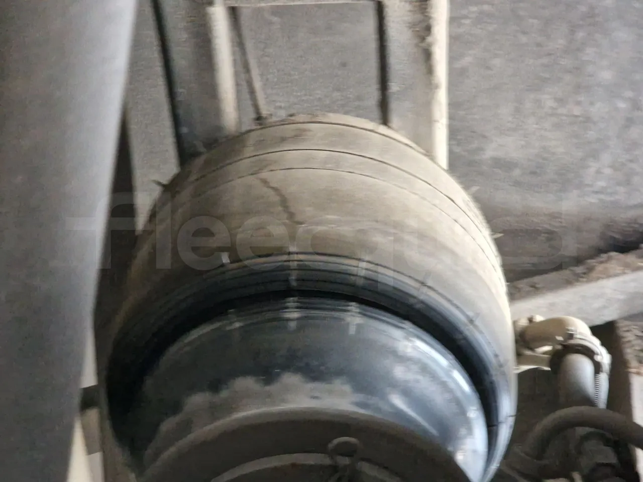 Scania Touring HD Touring HD/ Euro 6 - 302 Kw - 12,090 Mt - axel 2 air springs 1 right