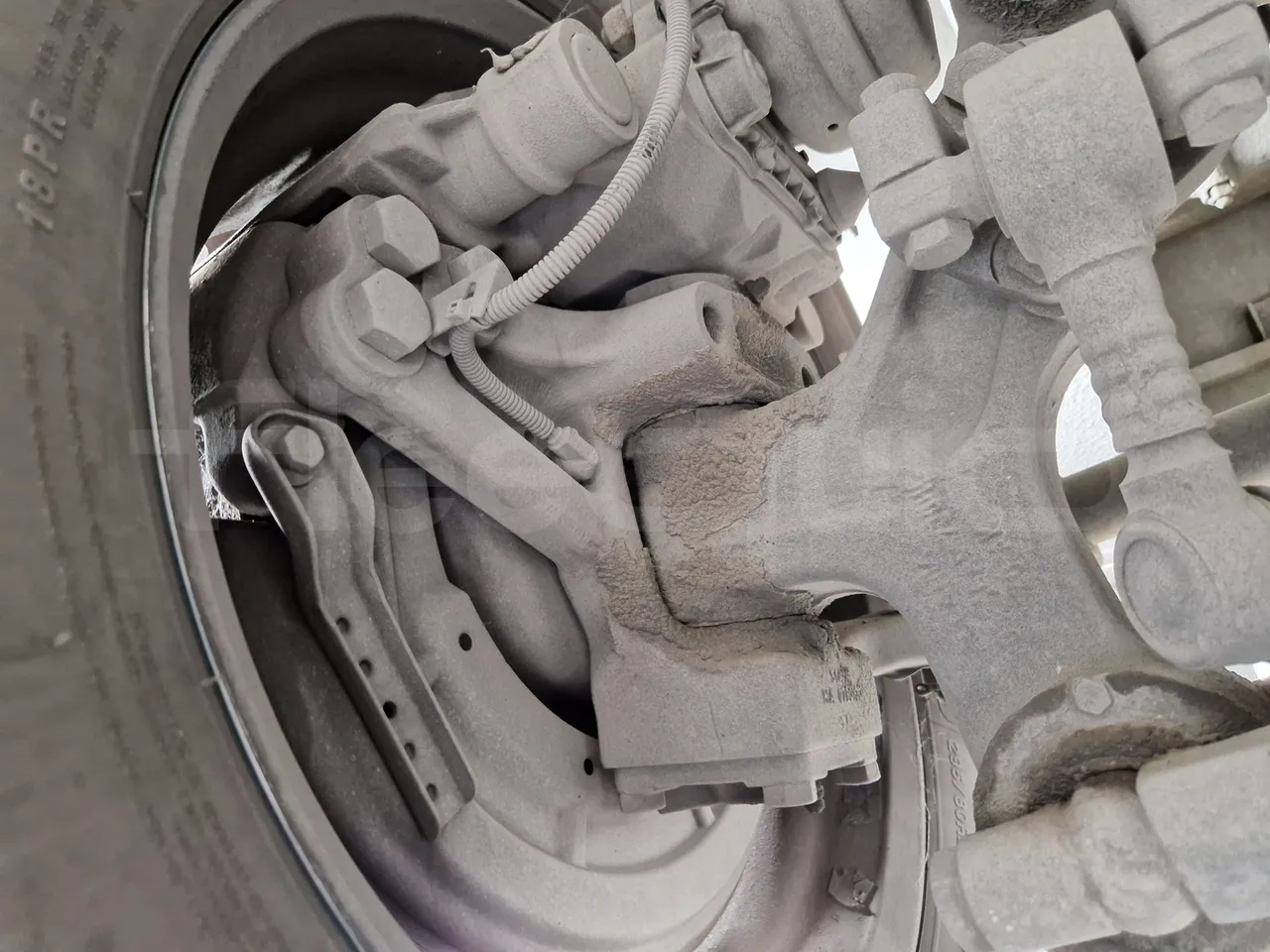 Scania Touring HD Touring HD/ Euro 6 - 302 Kw - 12,090 Mt - front discs left