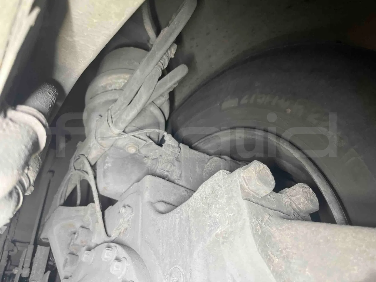 Mercedes-Benz Citaro G 0530 - Euro5 - 260kW - 17.940mt - axel 3 caliper brakes right