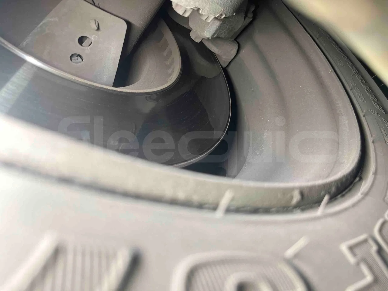 Mercedes-Benz Citaro G 0530 - Euro5 - 260kW - 17.940mt - axle 2 discs left
