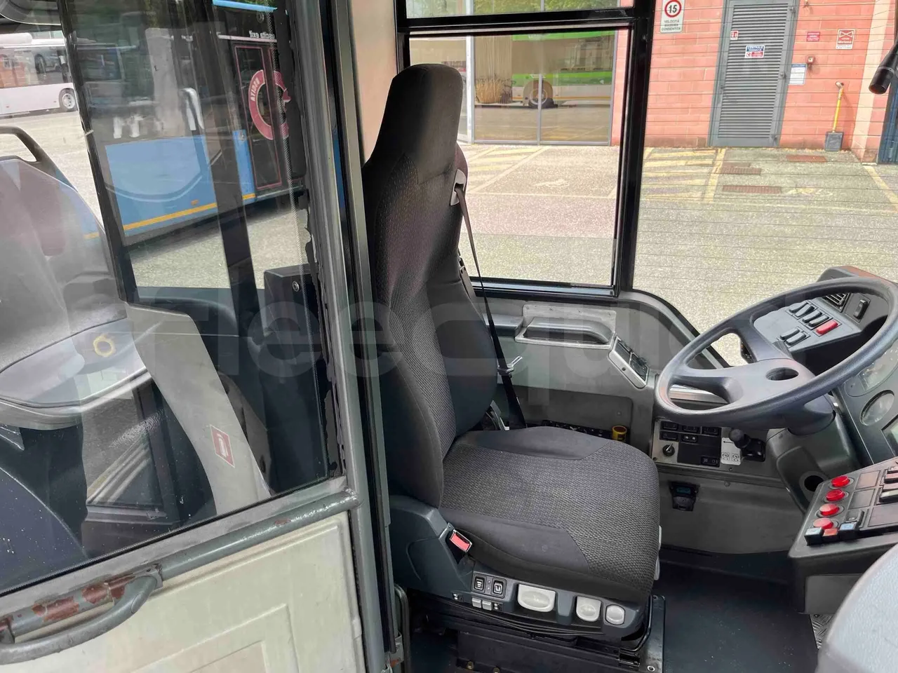 Mercedes-Benz Citaro G 0530 - Euro5 - 260kW - 17.940mt - driver's seat photo