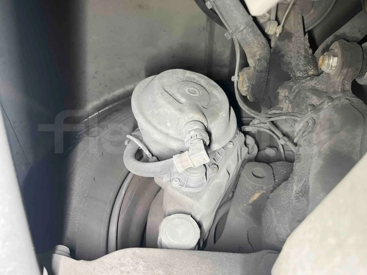Mercedes-Benz Citaro G 0530 - Euro5 - 260kW - 17.940mt - front brake calipers right